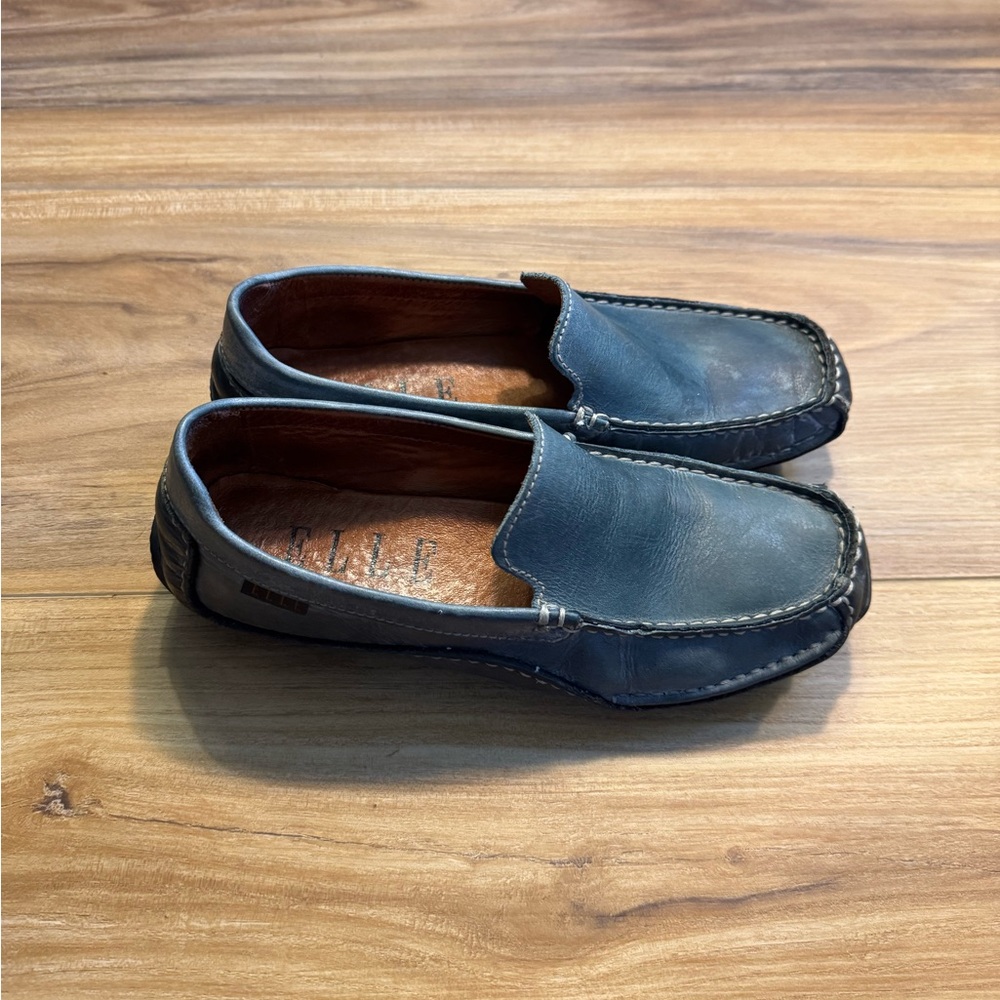 Elle Women's Navy Leather Driver Loafers